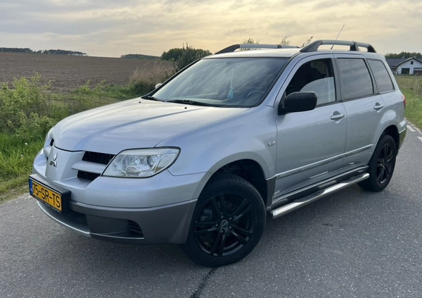 Mitsubishi Outlander cena 16800 przebieg: 220000, rok produkcji 2006 z Biała Piska małe 154